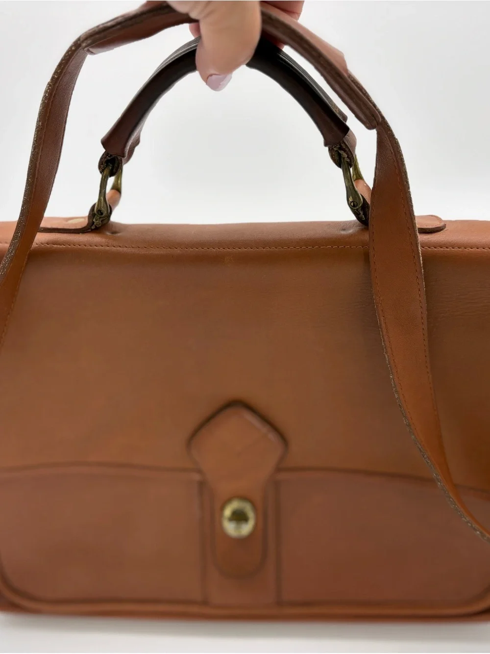 Soft Tan Leather Briefcase Georgetown Leather & Design with Turn-Lock -unisex
